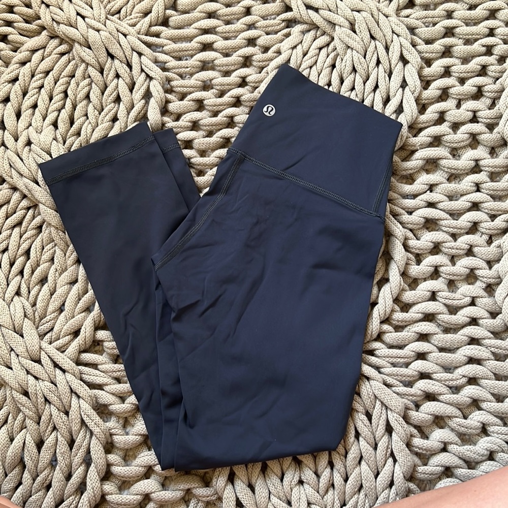 Lululemon cropped align grey leggings
